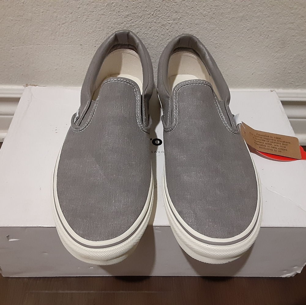 Vans - Picture 4 of 4